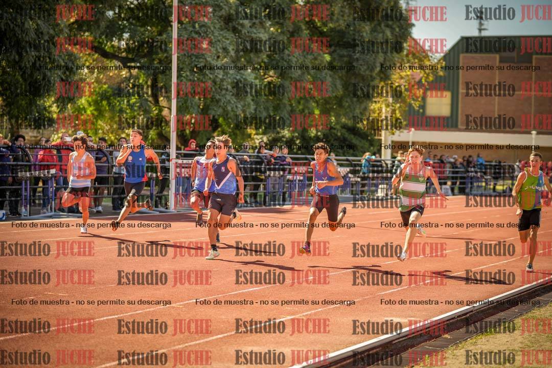 Fotos de los 80 m llanos de varones