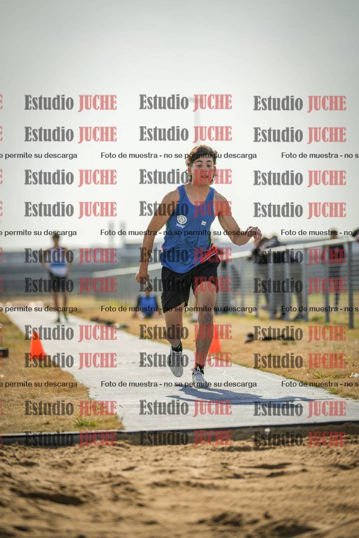 Fotos del salto triple de varones