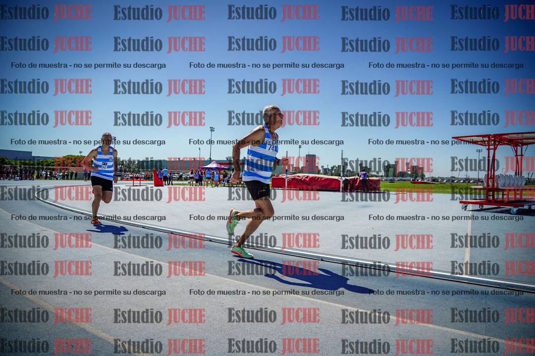 Fotos de los 800 m llanos de varones