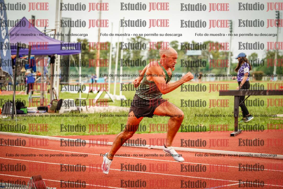 Fotos de los 400 m llanos de varones