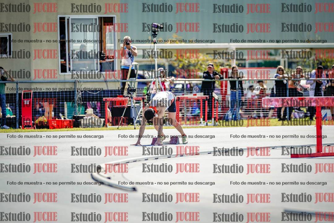 Fotos de los 400 m llanos de varones