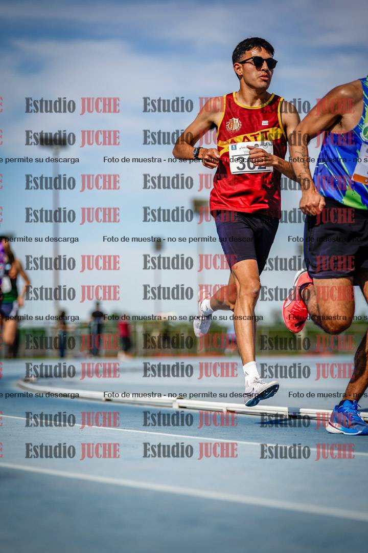 Fotos de los 3000 m llanos de varones