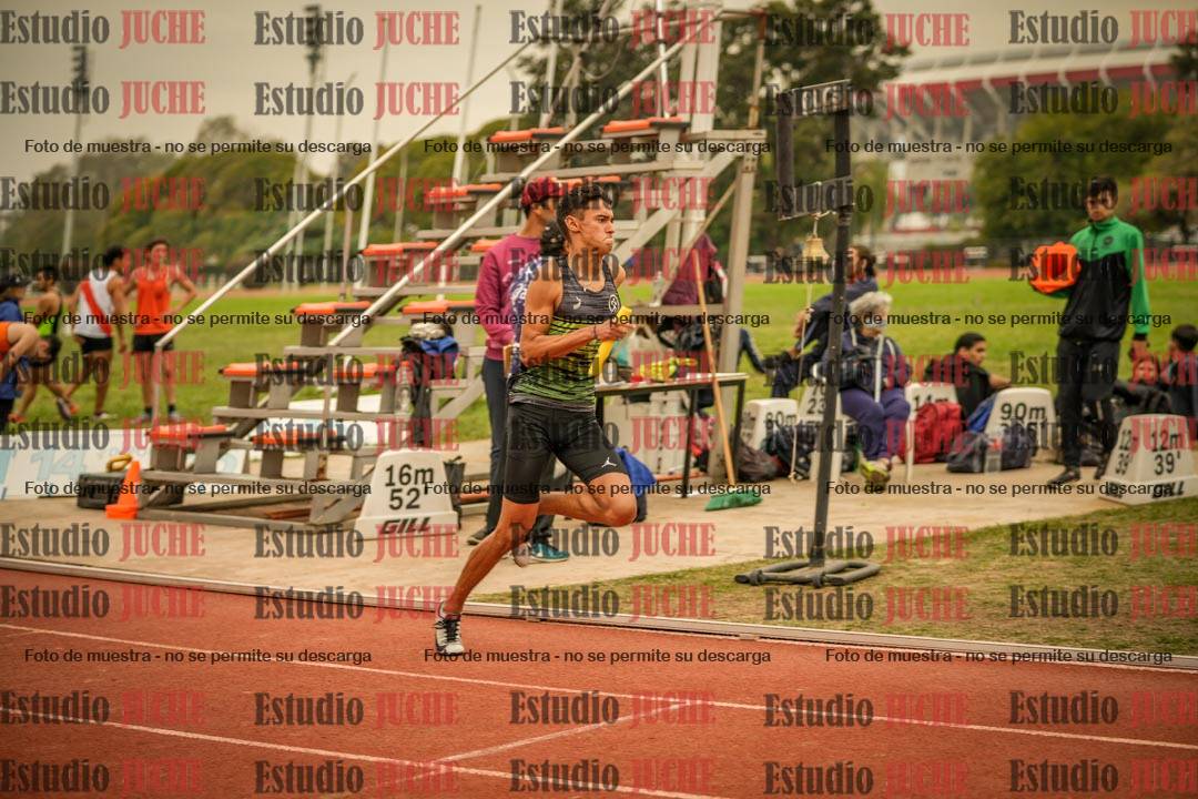 Fotos de las Postas 4x400 m de varones