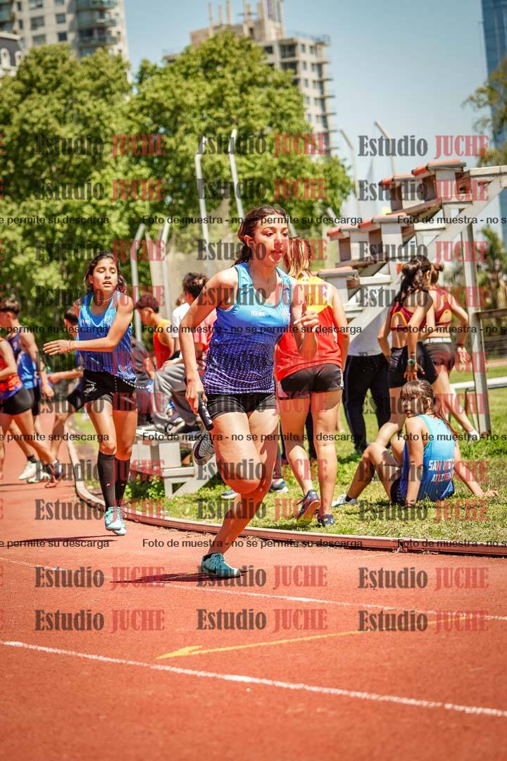 Fotos de las Postas 8x200 m de mujeres y varones - FINAL