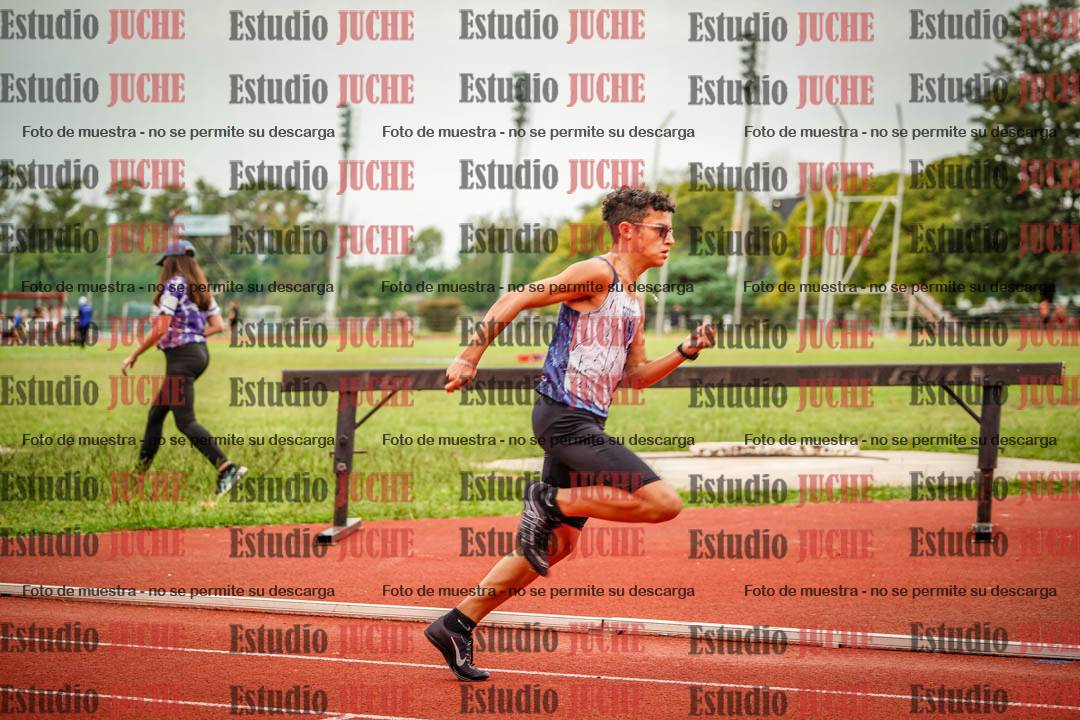 Fotos de los 400 m llanos de varones