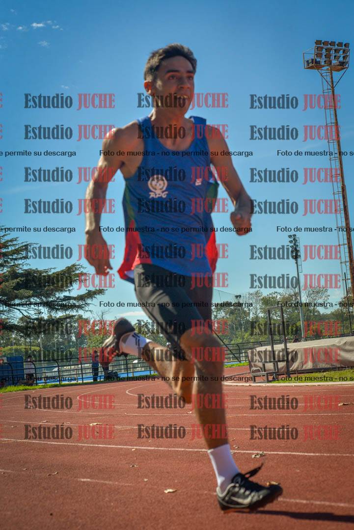 Fotos de los 200 m llanos de varones