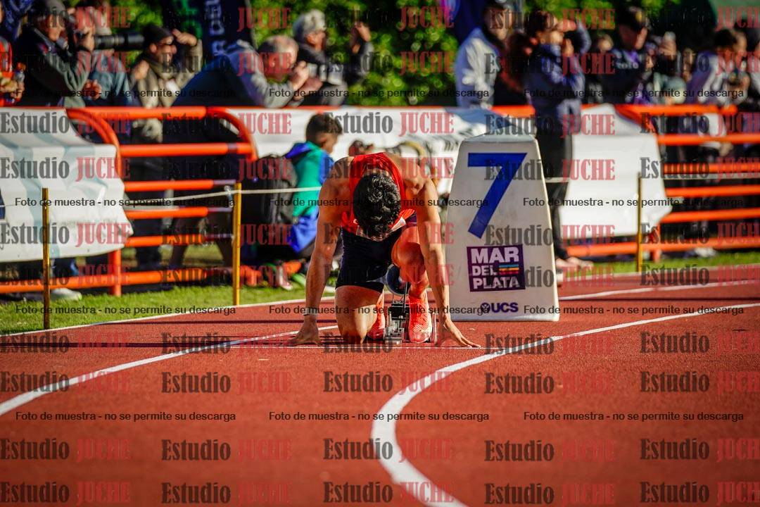 Fotos de los 400 m con vallas de varones - FINAL