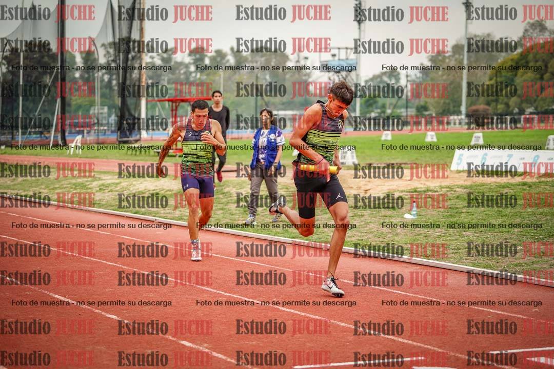 Fotos de las Postas 4x400 m de varones