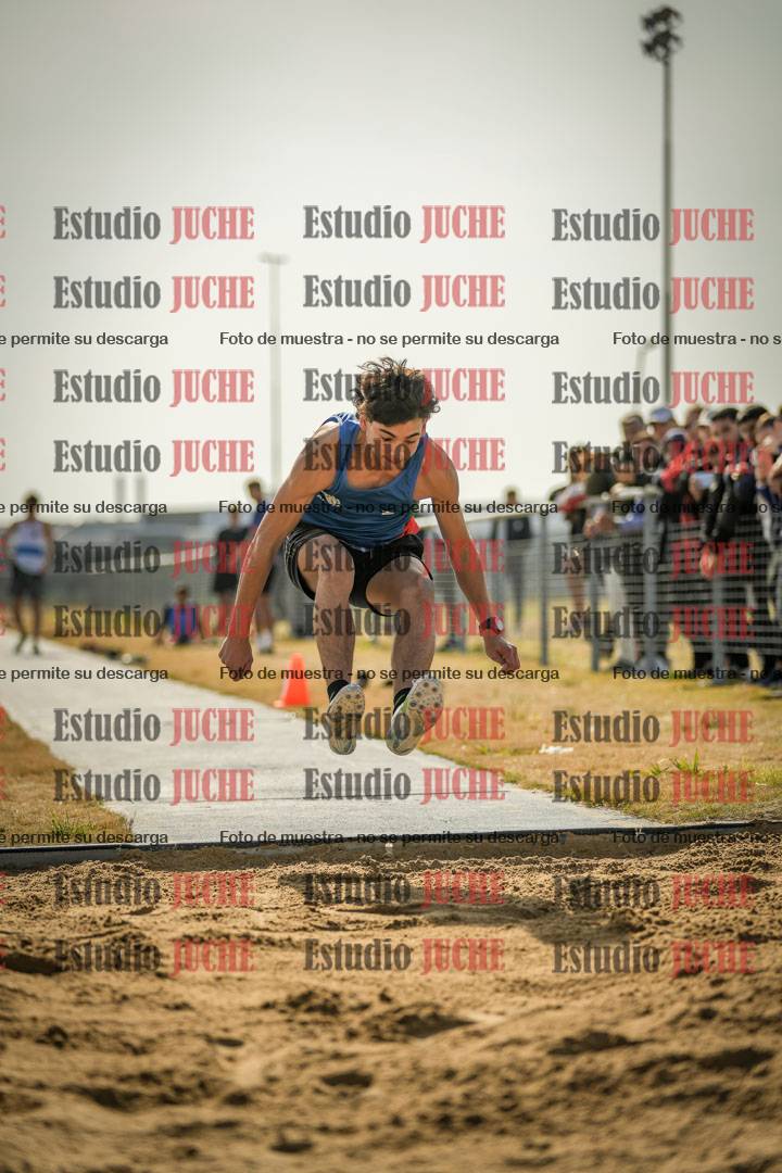 Fotos del salto triple de varones