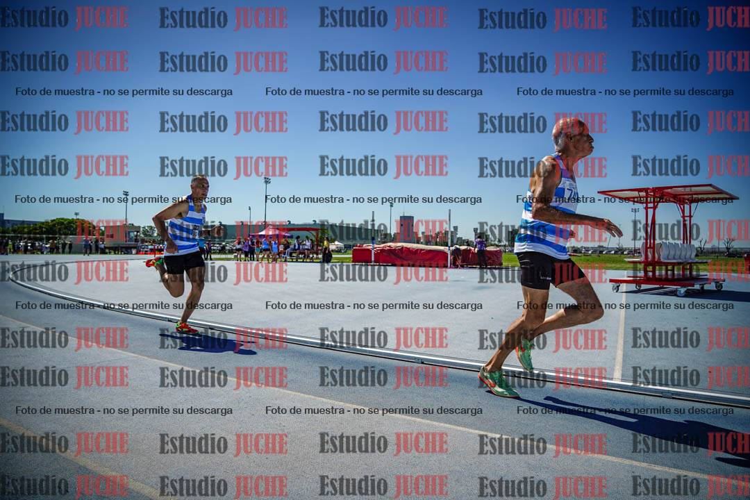 Fotos de los 800 m llanos de varones