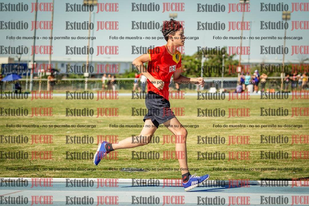 Fotos de los 600 m llanos de varones