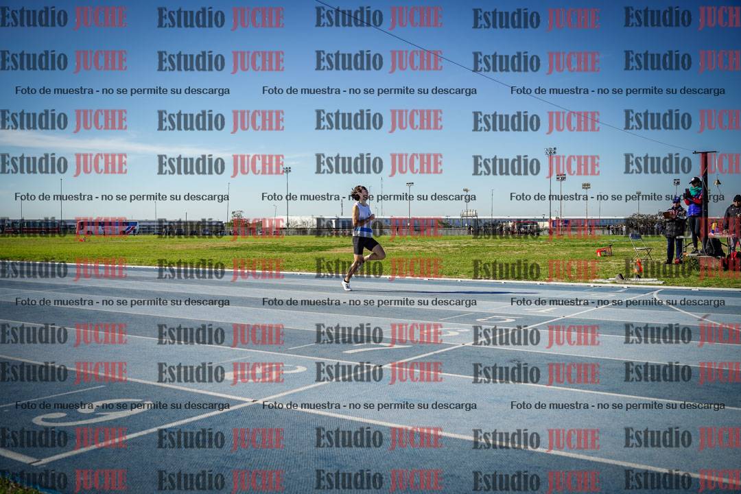 Fotos de los 400 m llanos de varones