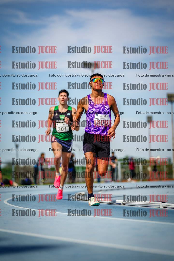 Fotos de los 3000 m llanos de varones