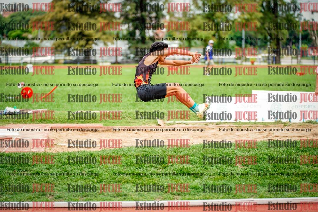 Fotos del salto en largo de varones - decatlón 2