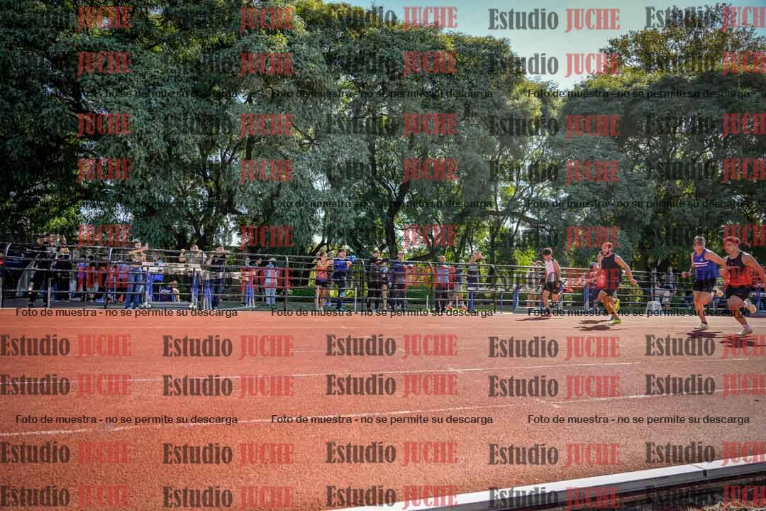 Fotos de los 100 m llanos de varones