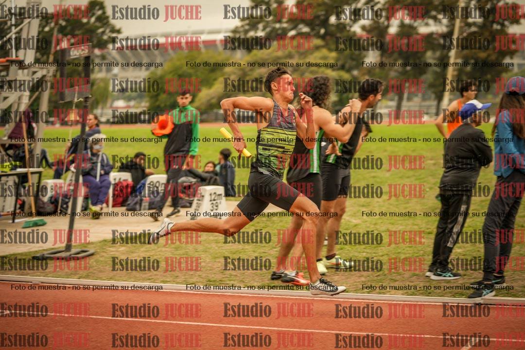 Fotos de las Postas 4x400 m de varones