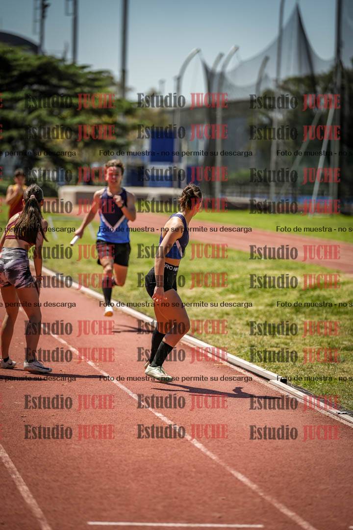 Fotos de las Postas 8x200 m de mujeres y varones - FINAL