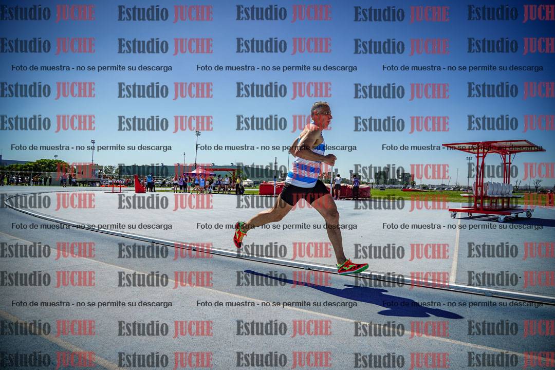 Fotos de los 800 m llanos de varones