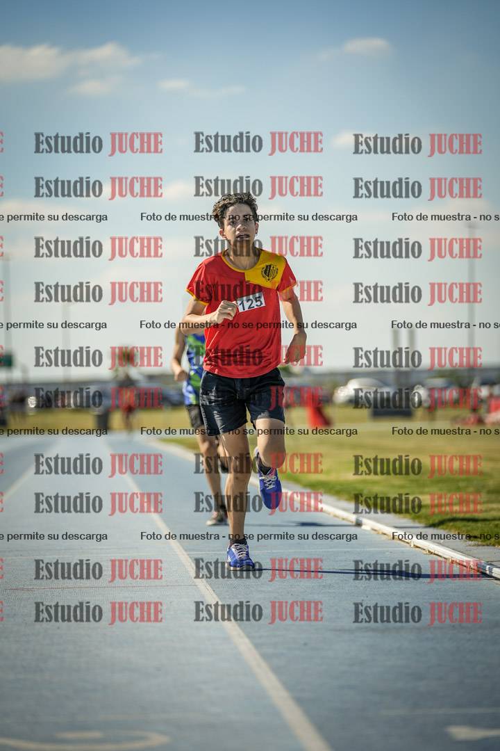 Fotos de los 600 m llanos de varones