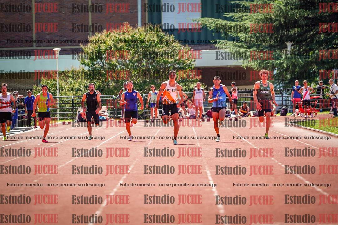Fotos de los 100 m llanos de varones