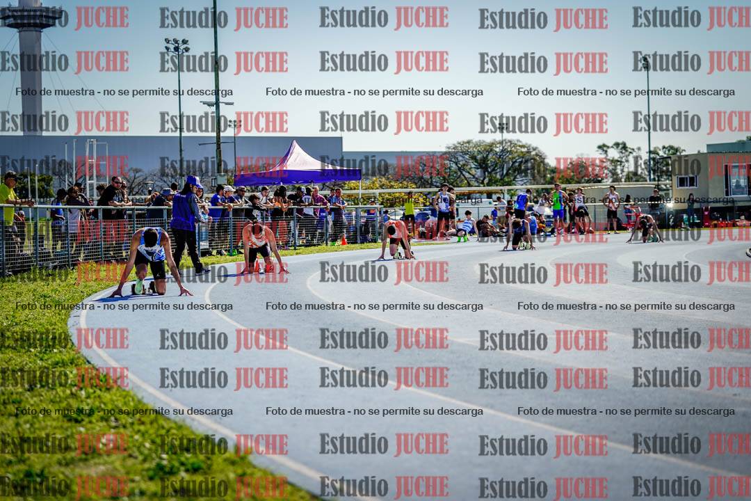 Fotos de los 400 m llanos de varones