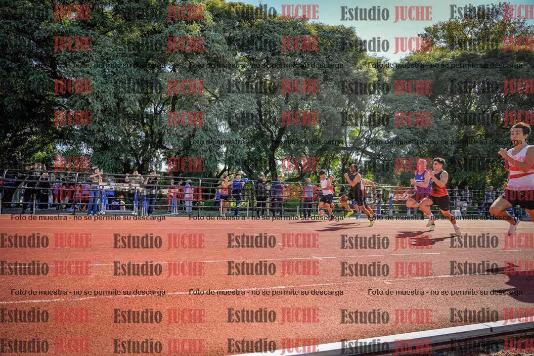 Fotos de los 100 m llanos de varones
