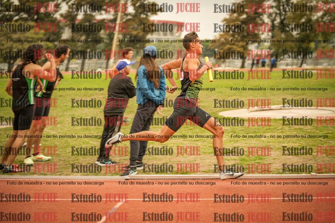 Fotos de las Postas 4x400 m de varones