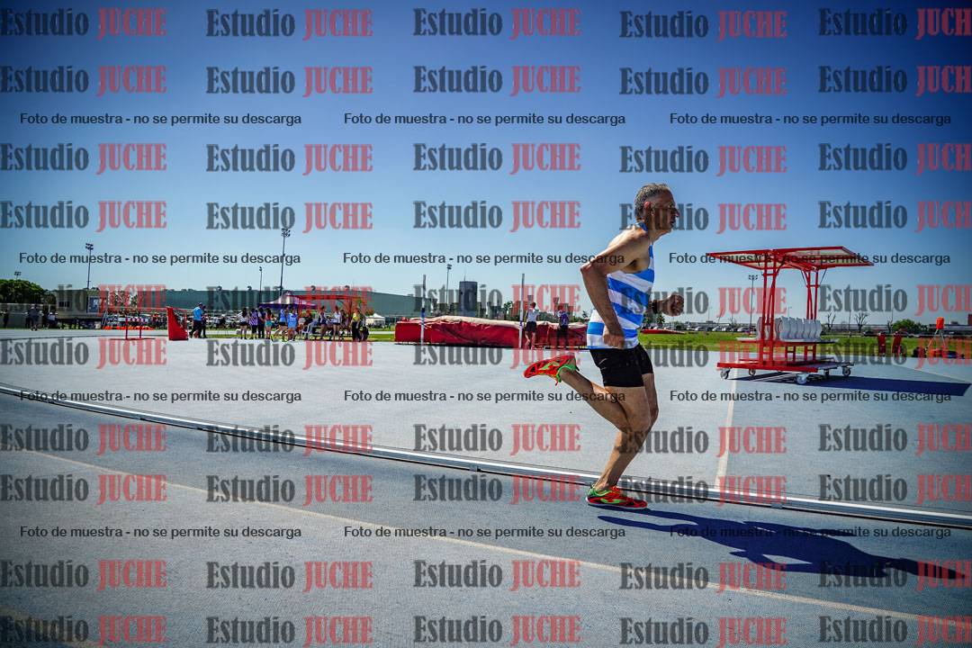 Fotos de los 800 m llanos de varones