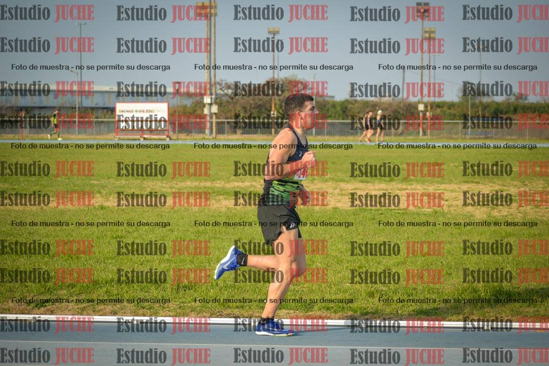 Fotos de los 3000 m llanos de varones