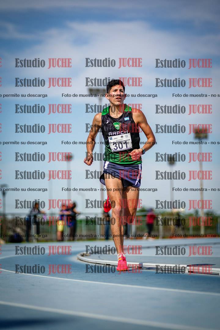 Fotos de los 3000 m llanos de varones