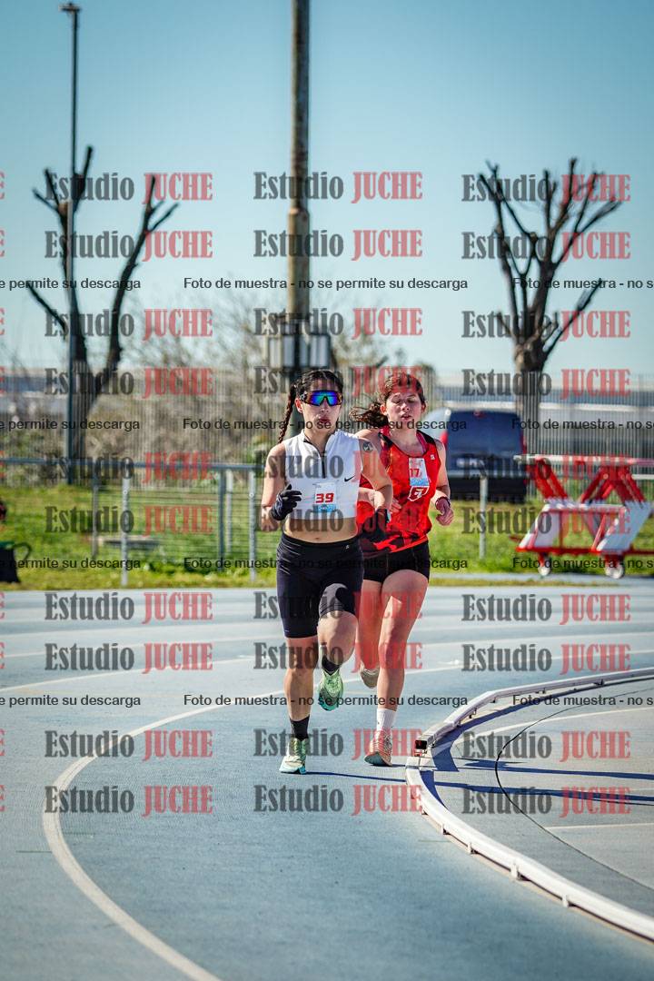 Fotos de los 5000 m llanos de mujeres y varones