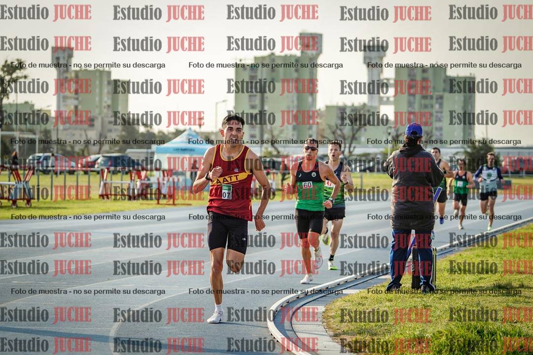 Fotos de los 3000 m llanos de varones