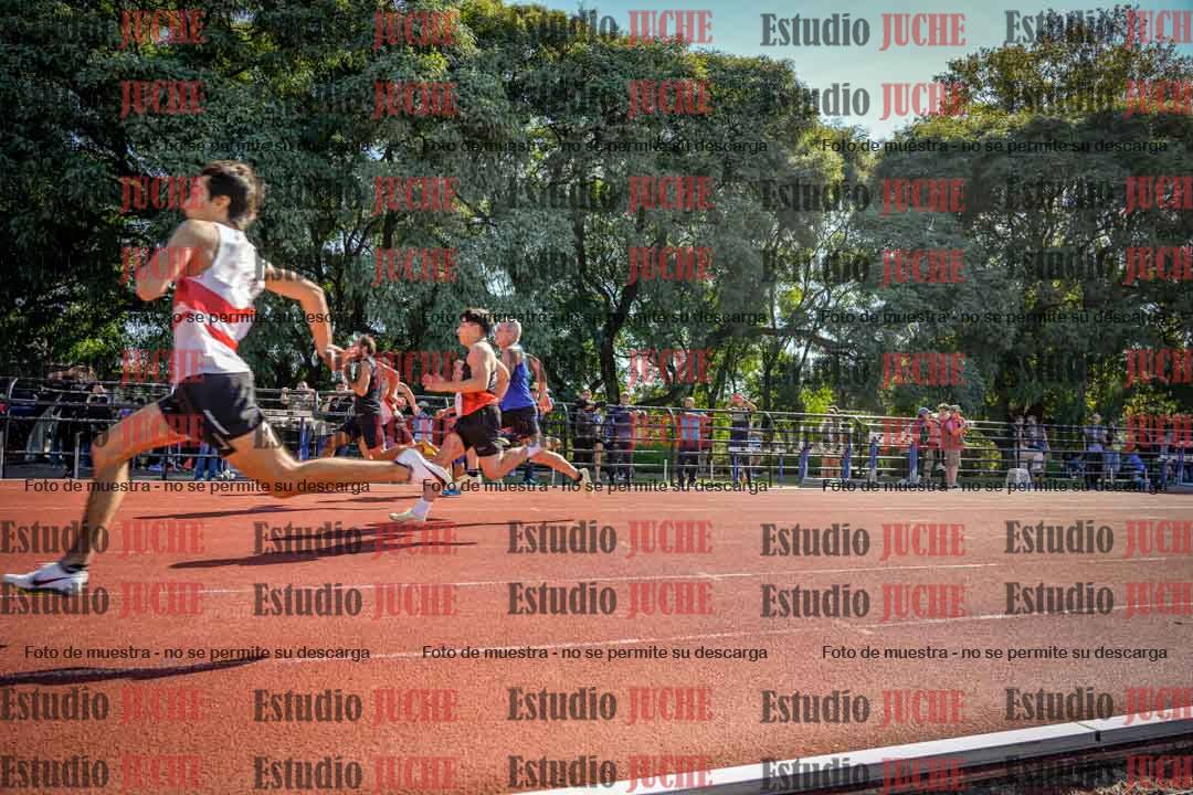 Fotos de los 100 m llanos de varones