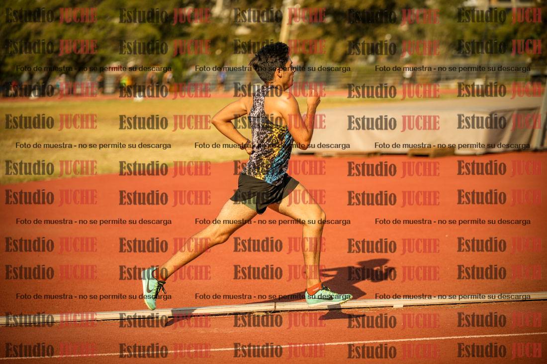 Fotos de los 1500 m llanos de varones