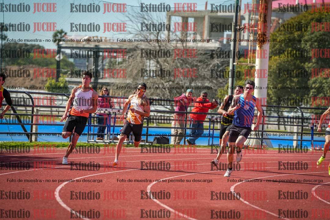 Fotos de los 200 m llanos de varones