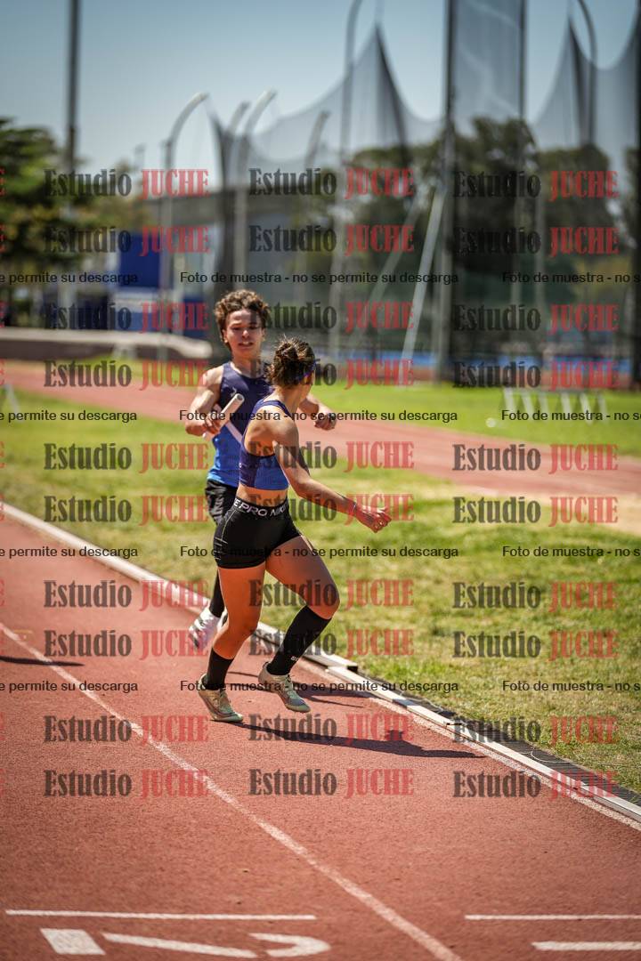 Fotos de las Postas 8x200 m de mujeres y varones - FINAL