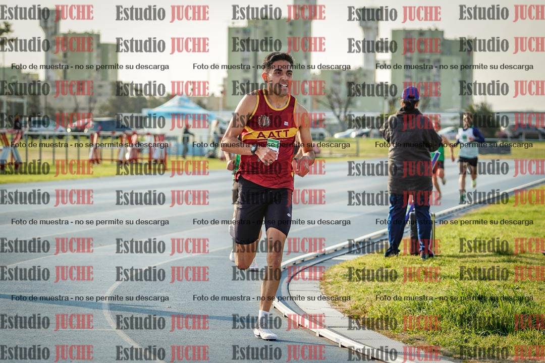 Fotos de los 3000 m llanos de varones