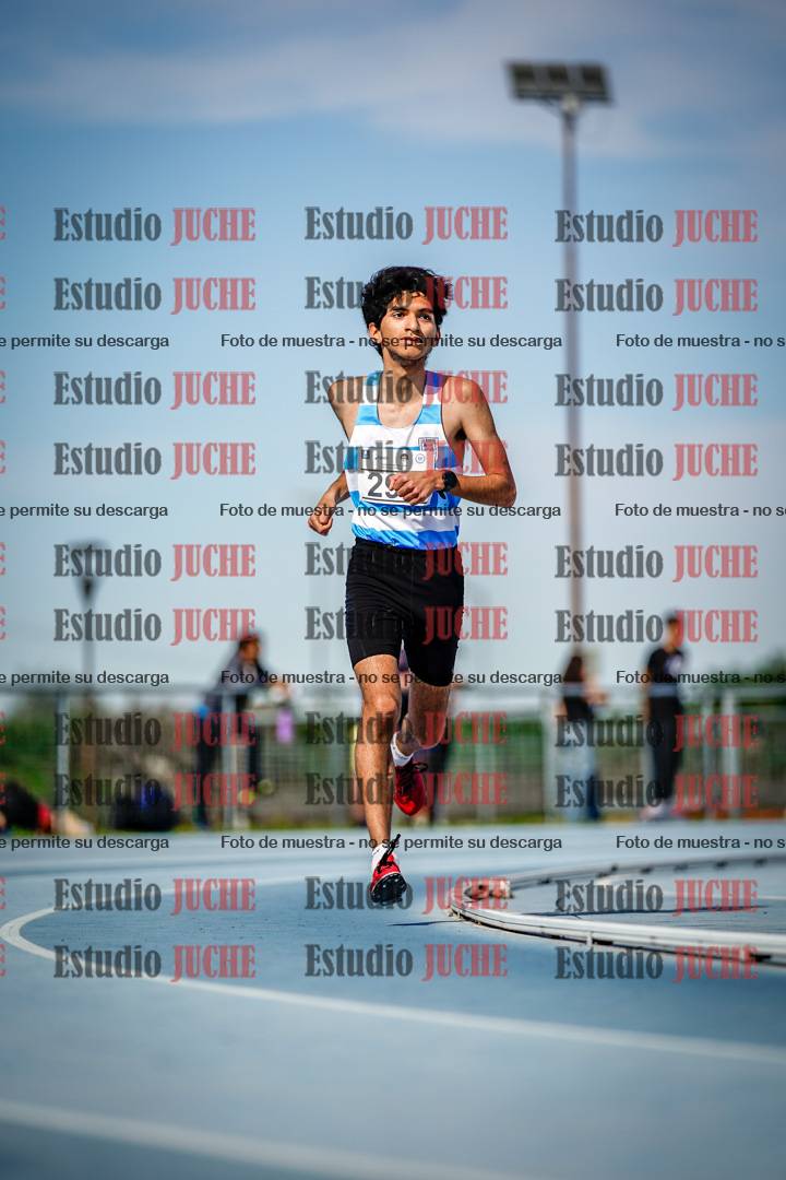 Fotos de los 3000 m llanos de varones