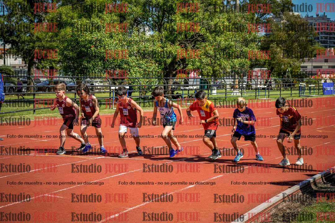 Fotos de los 1000 m llanos de varones