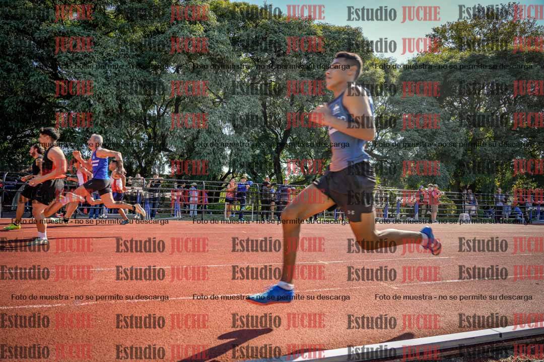 Fotos de los 100 m llanos de varones