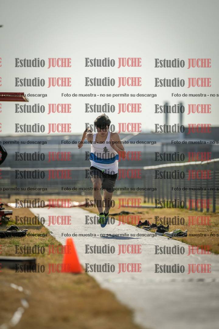 Fotos del salto triple de varones