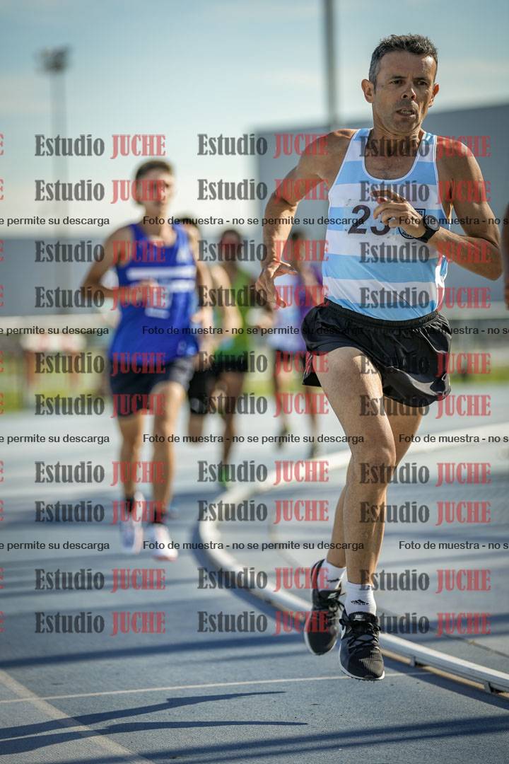 Fotos de los 1500 m llanos de varones
