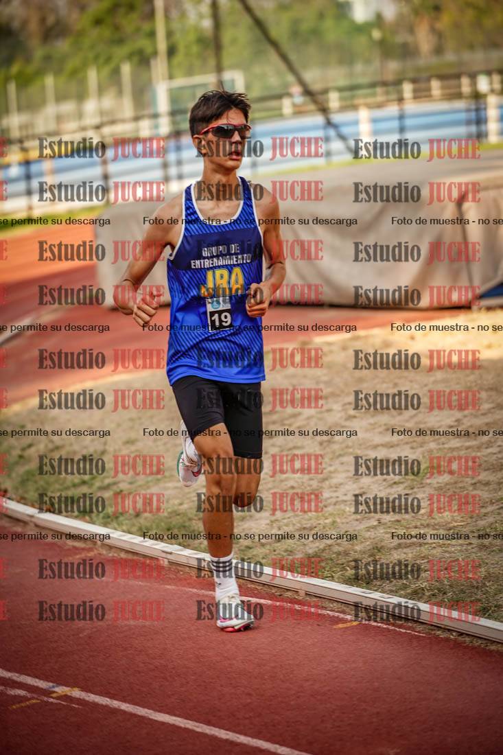 Fotos de los 1500 m llanos de varones