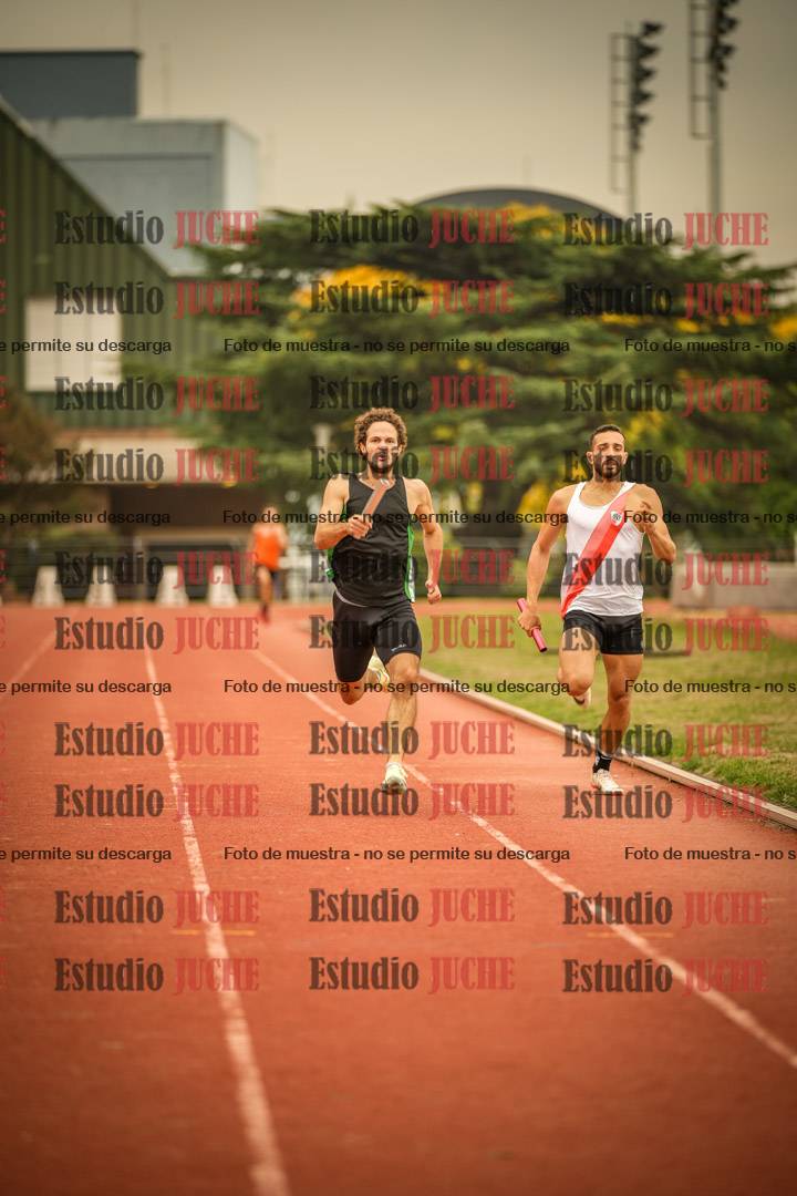 Fotos de las Postas 4x400 m de varones