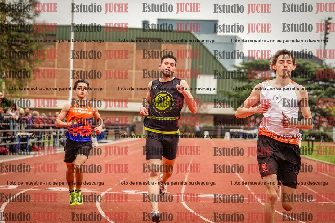 Fotos de los 200 m llanos de varones