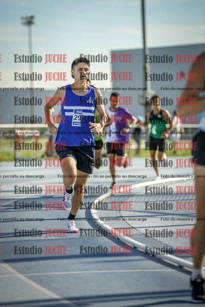 Fotos de los 1500 m llanos de varones