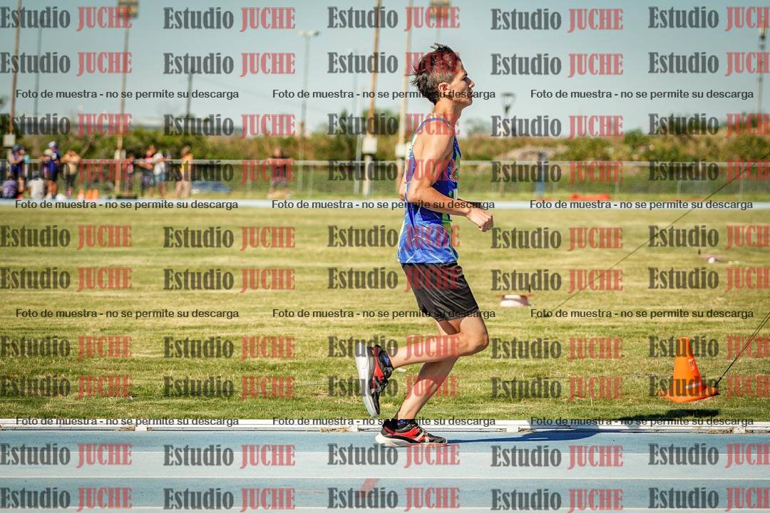 Fotos de los 600 m llanos de varones