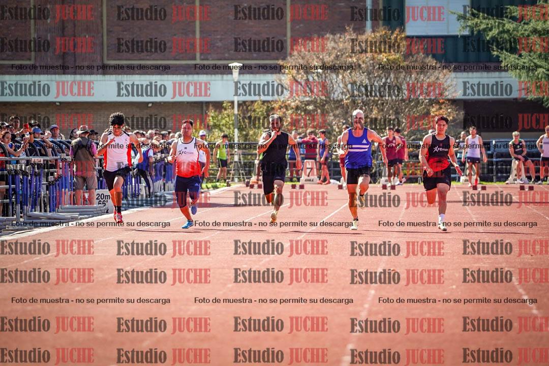 Fotos de los 100 m llanos de varones