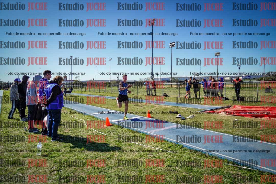 Fotos del salto triple de varones