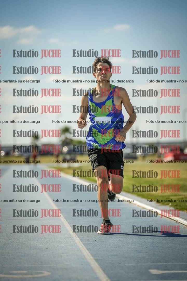 Fotos de los 600 m llanos de varones
